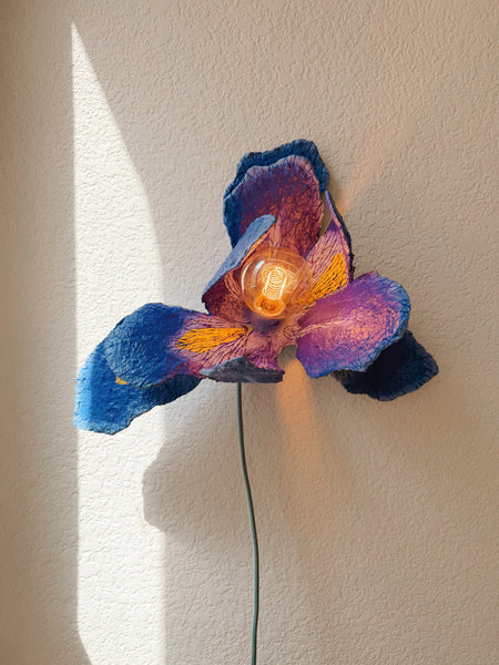 Iris Sconce