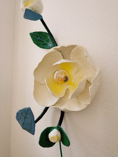 Cream Magnolia Bundle Sconce